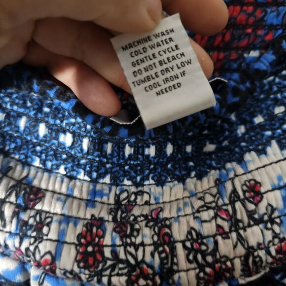 Joe B Soft Maxi Skirt Women's Size Large Double Slit White Blue Floral Cute Chic - Picture 4 of 8